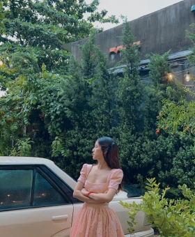 Đầm xòe tay vets